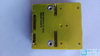 摩托羅拉軍刀對講機拆解維修 探秘美國軍用通信設(shè)備